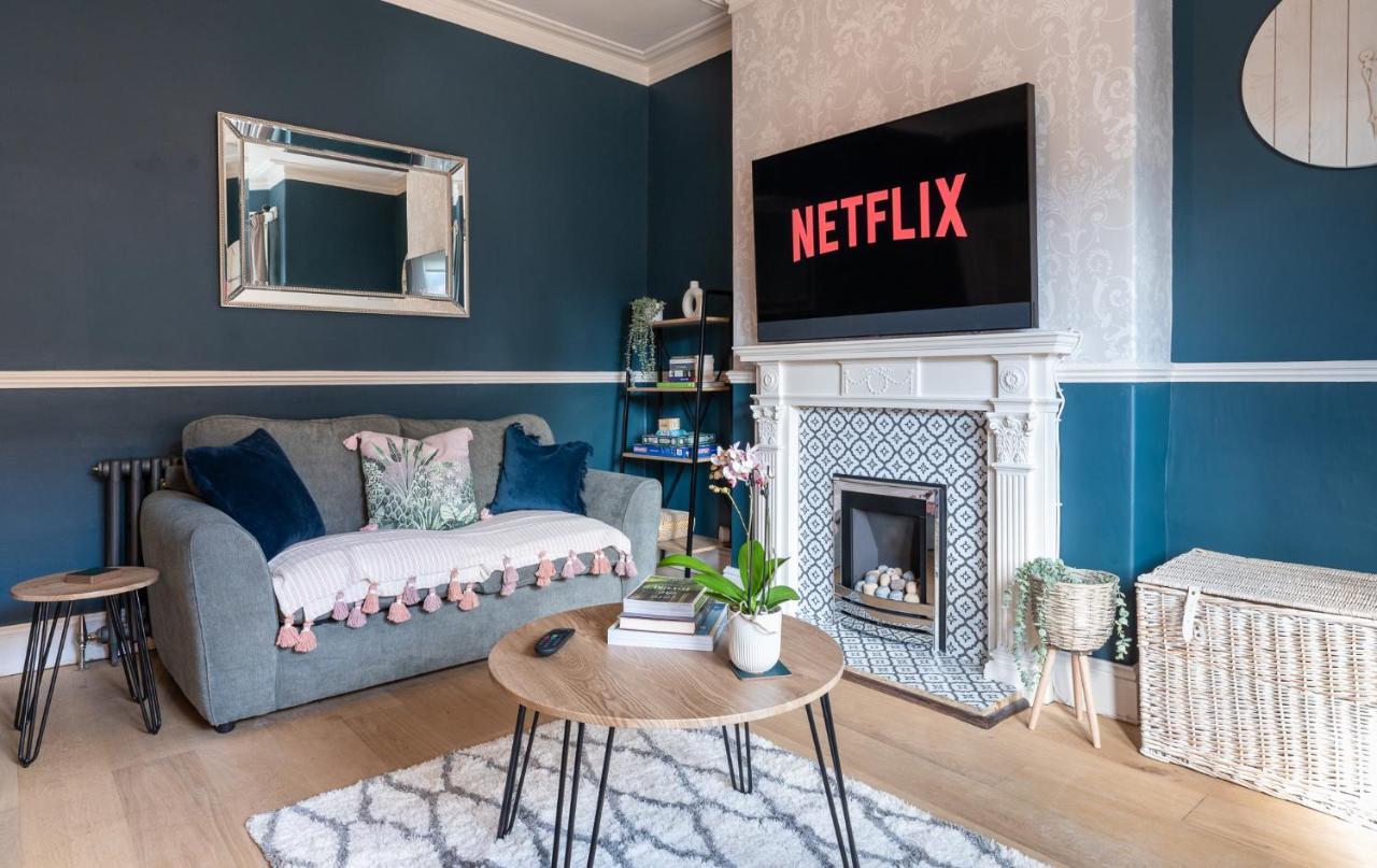 Beautiful 3 Bedroom Townhouse Harrogate Buitenkant foto